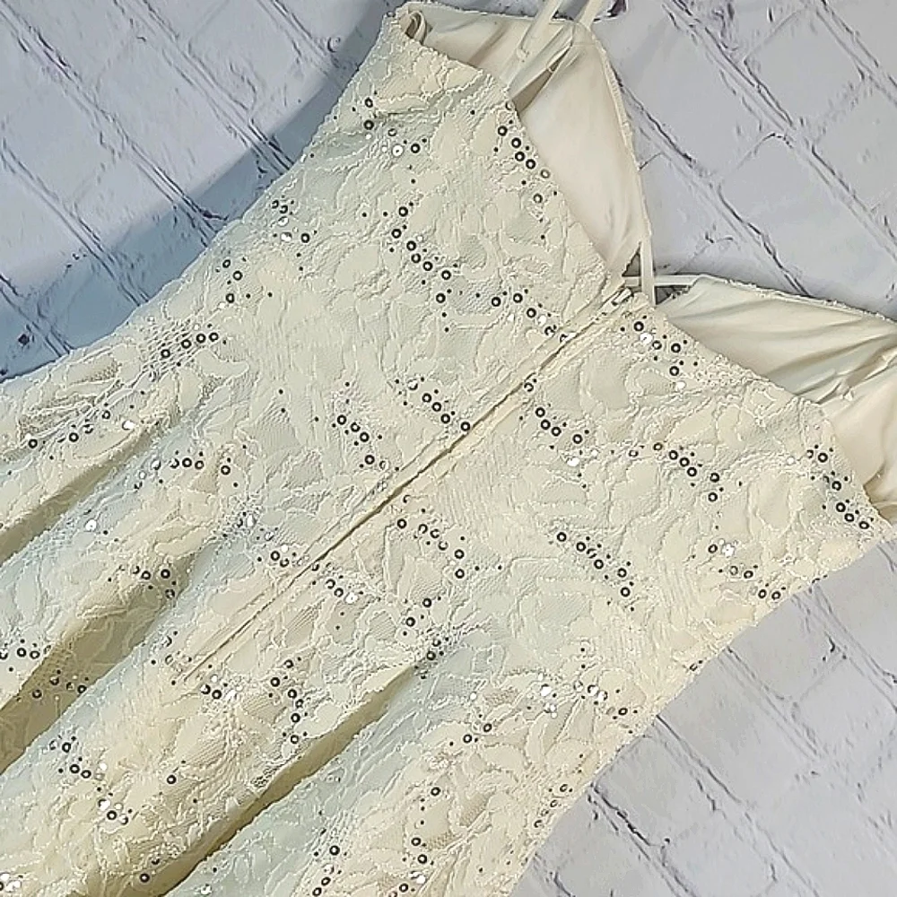 B. SMART White Floral Lace Sequin Mini Summer Dress Juniors Size 9 - Picture 15 of 16